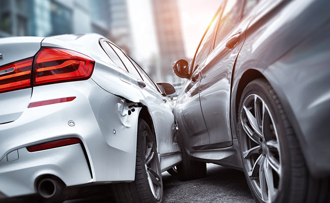 KFZ Gutachter Wiesbaden | Unfallgutachten & Wertutachten